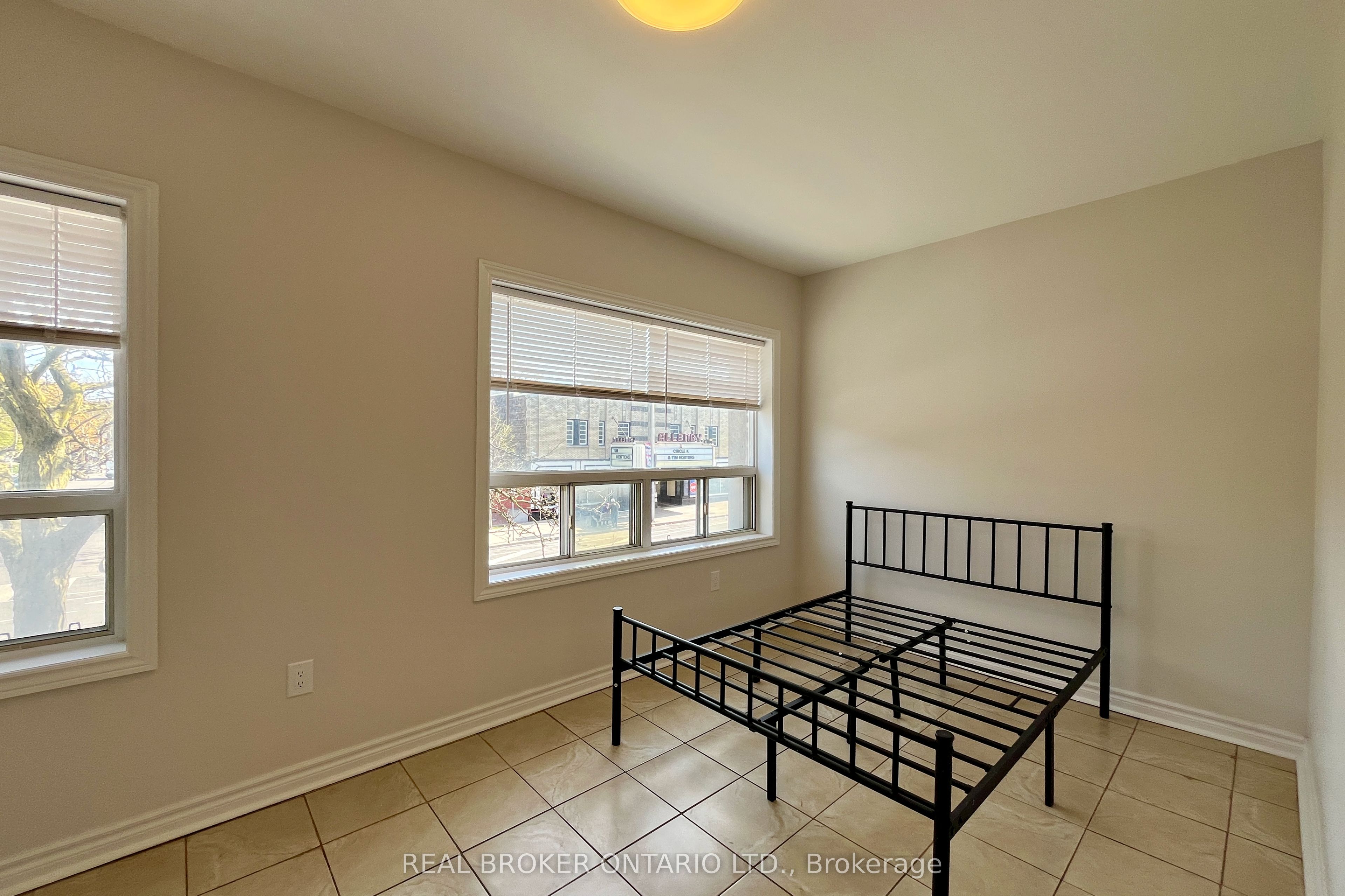 Additional image 4 of 1-1228 Danforth Avenue, Toronto, ON, M4J 1M6
