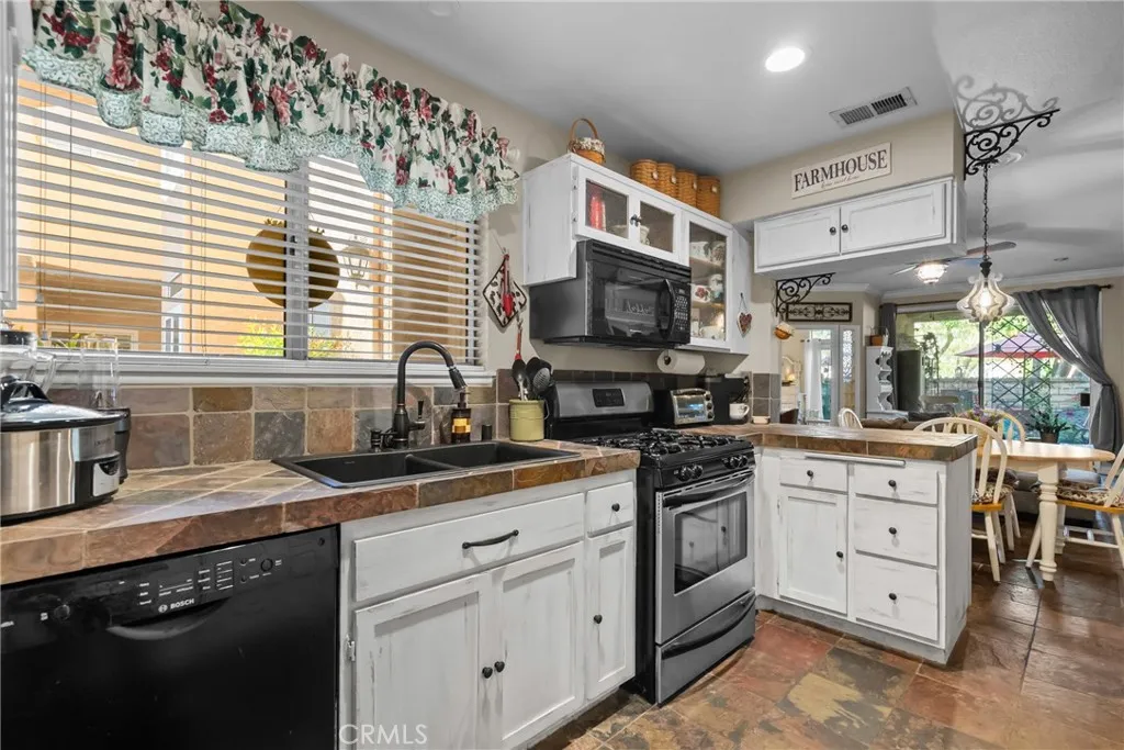 Additional image 13 of 24029 Arroyo Park Drive Unit 7, Valencia, CA 91355