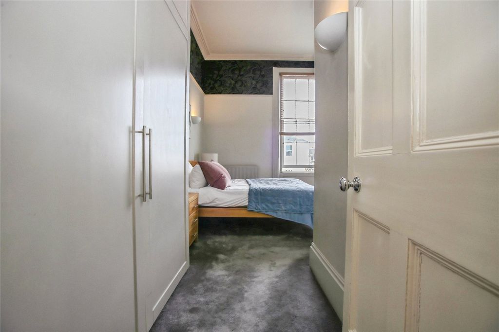 Additional image 14 of 3 bed flat to rentBerkeley Street, Cheltenham, Gloucestershire GL52
