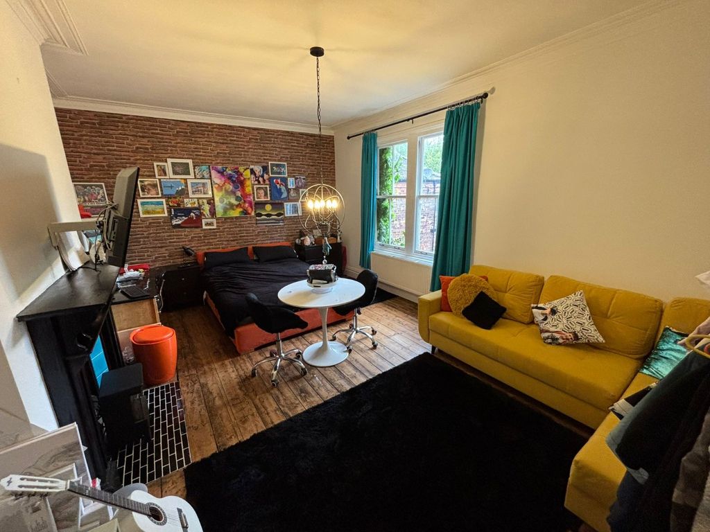 Additional image 12 of 5 bed terraced house to rentWestbourne Avenue, Princes Avenue, Hull, East Riding Of Yorkshi HU5