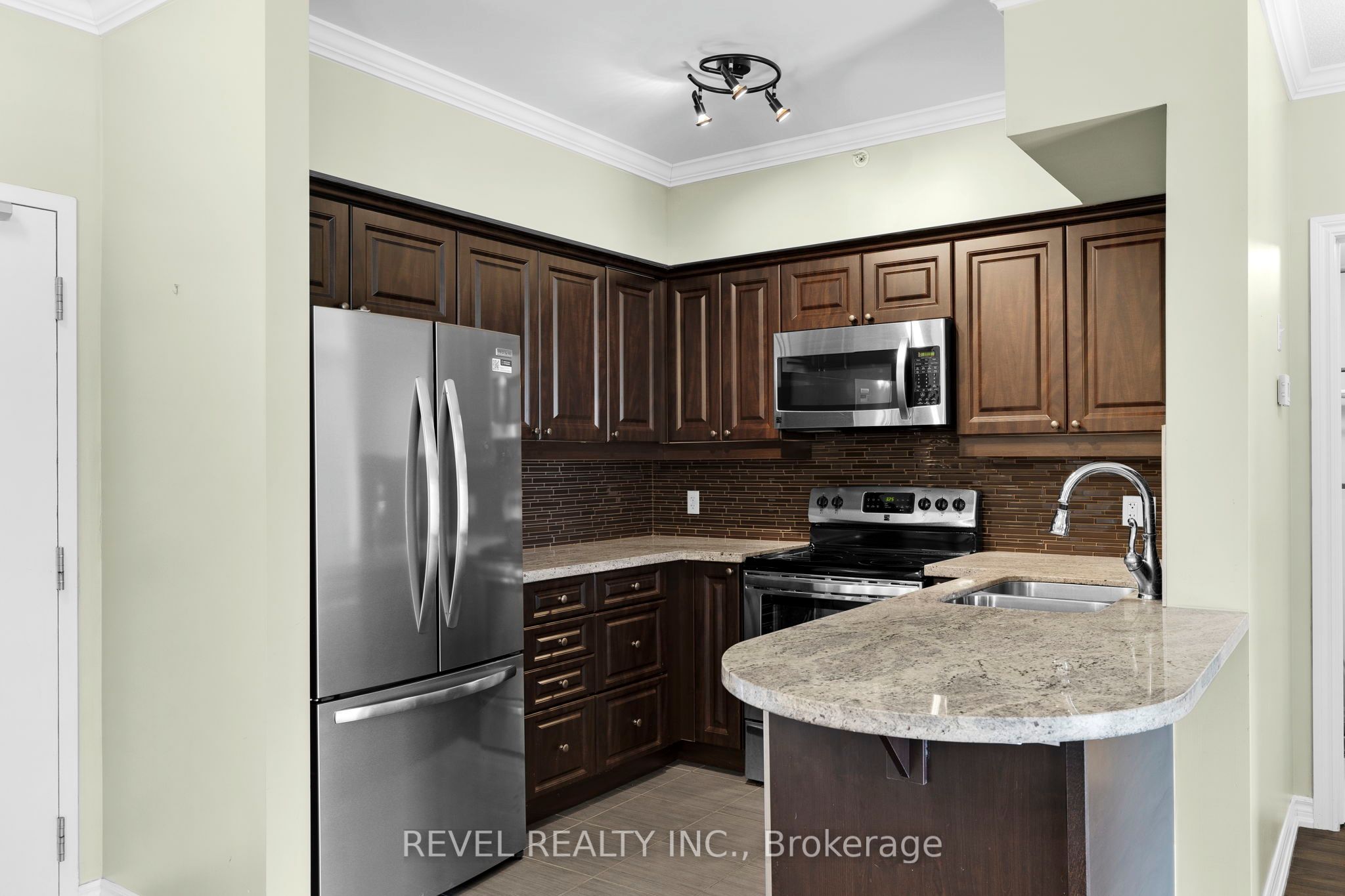 Additional image 5 of 106-39 Ferndale Drive S, Barrie, ON, L4N 5T5