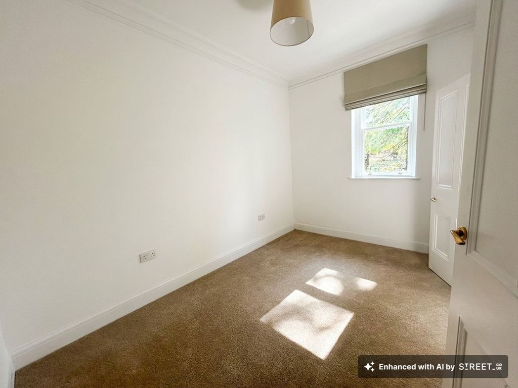Additional image 14 of 4 bed semi-detached house to rentLewis Road, Neath SA11