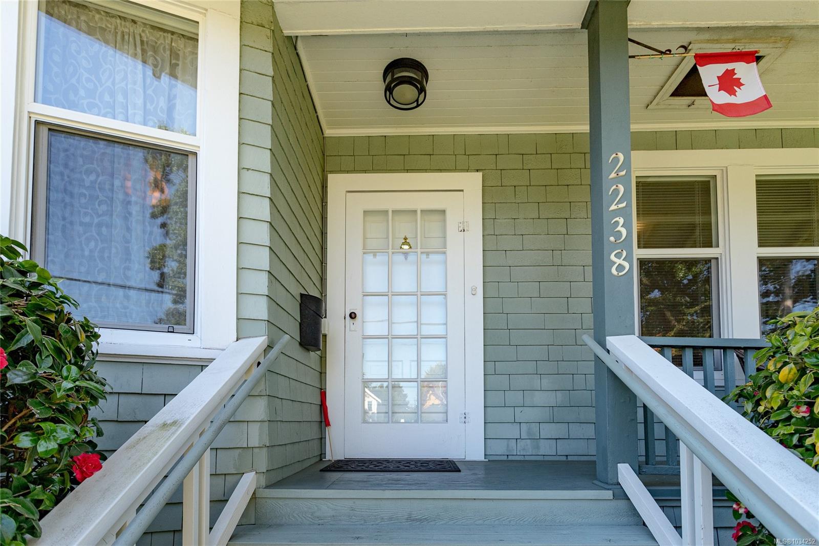Additional image 3 of 2238 Shakespeare Street, Victoria, BC, V8R 4G1