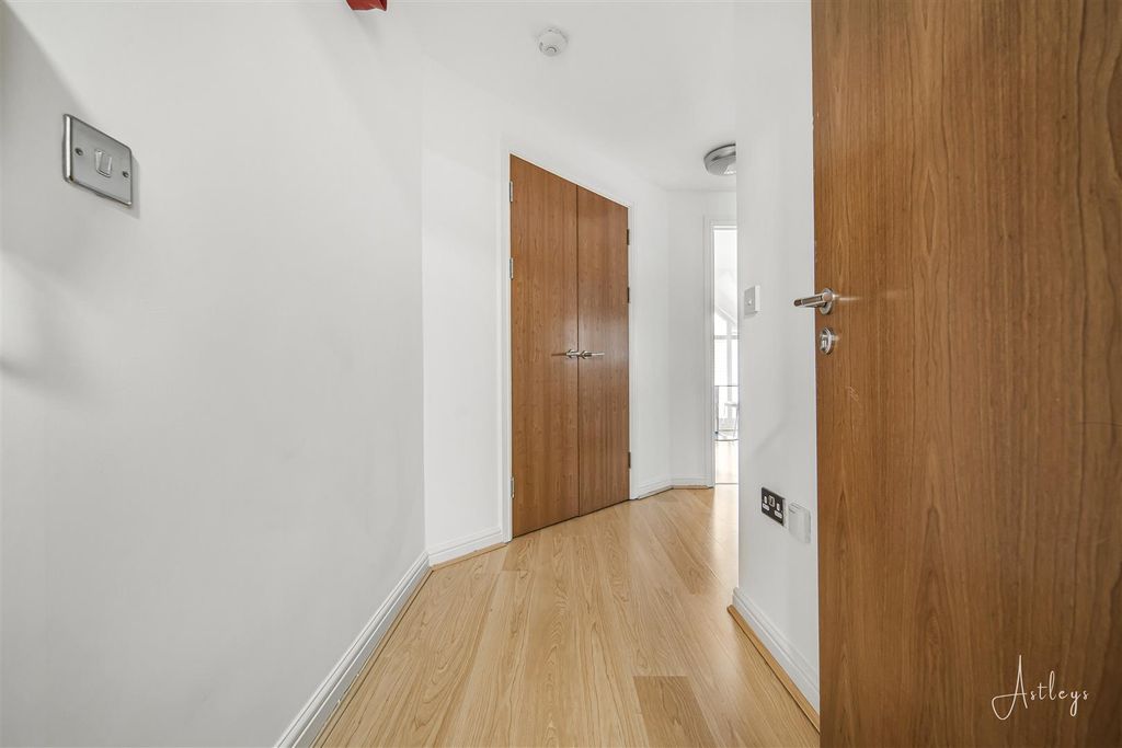 Additional image 5 of 1 bed flat for sale728 Mumbles Road, Mumbles, Swansea SA3