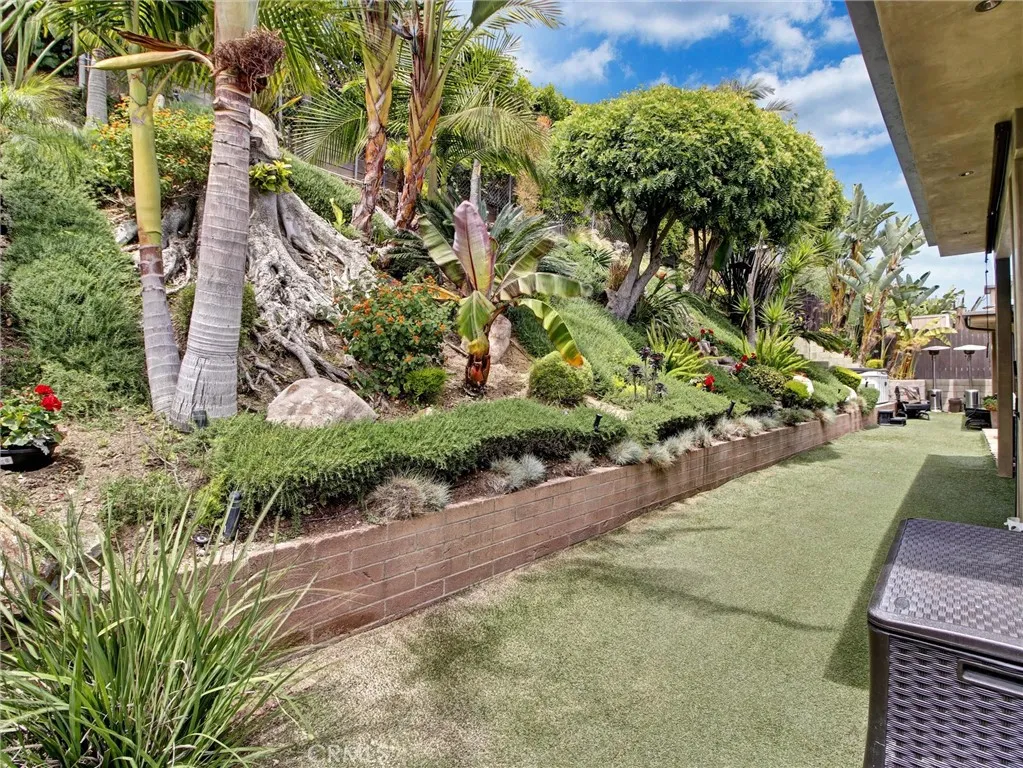Additional image 55 of 4557 Don Timoteo Drive, Los Angeles, CA 90008