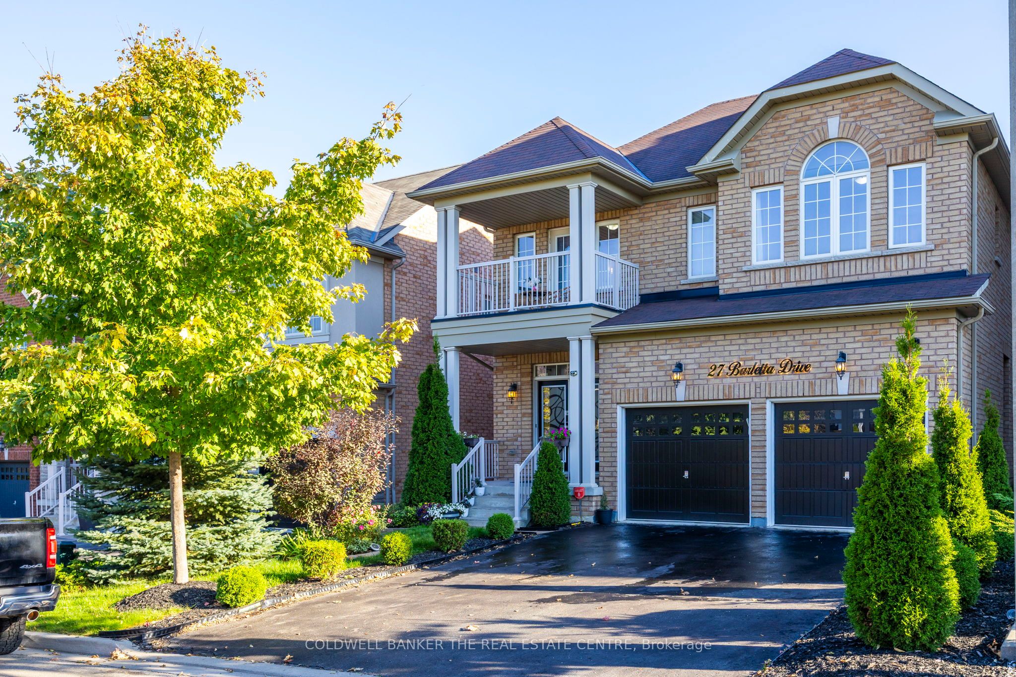 27 Barletta Drive, Vaughan, ON, L6A 4H5