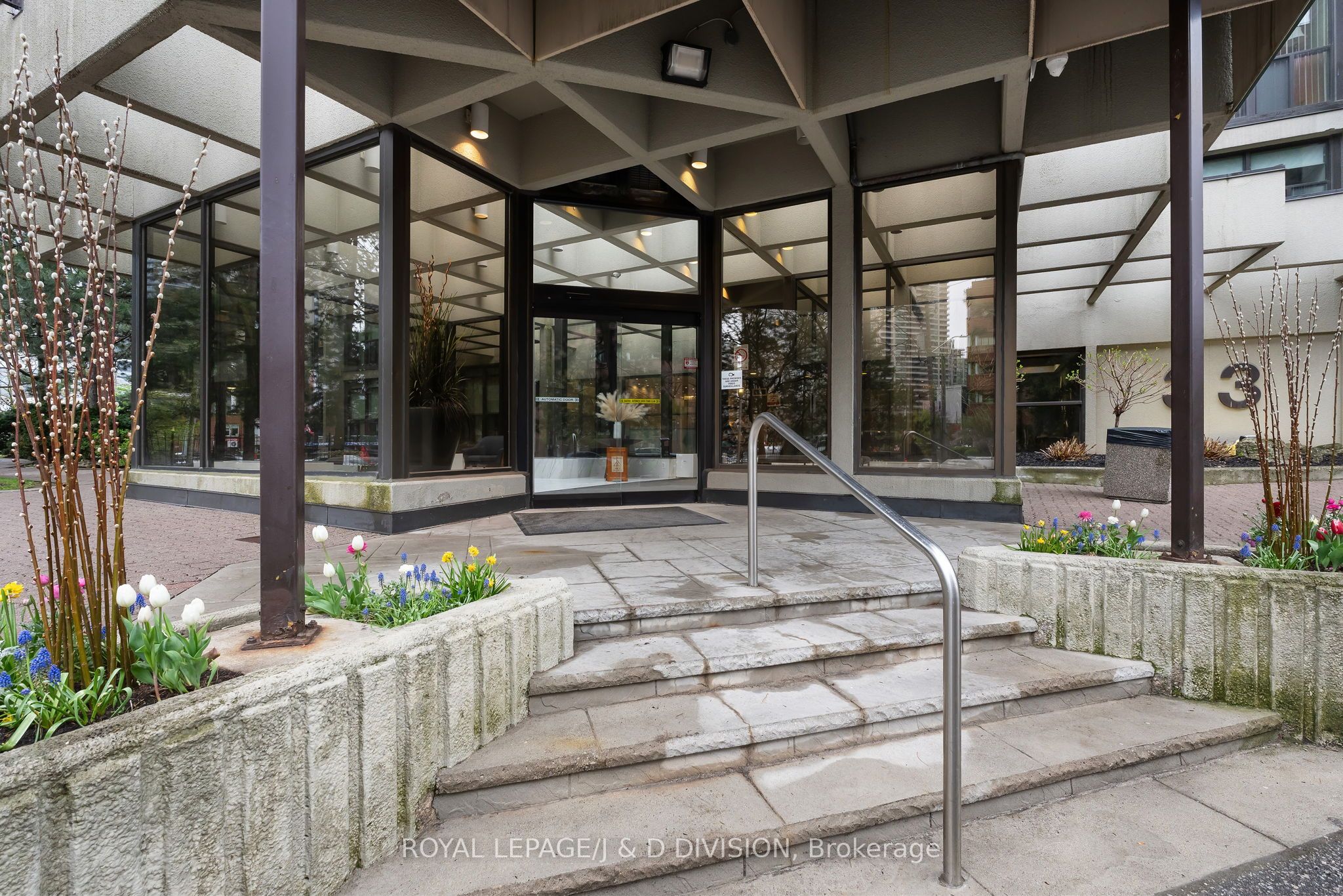 Additional image 3 of 1201-33 Elmhurst Avenue, Toronto, ON, M2N 6G8