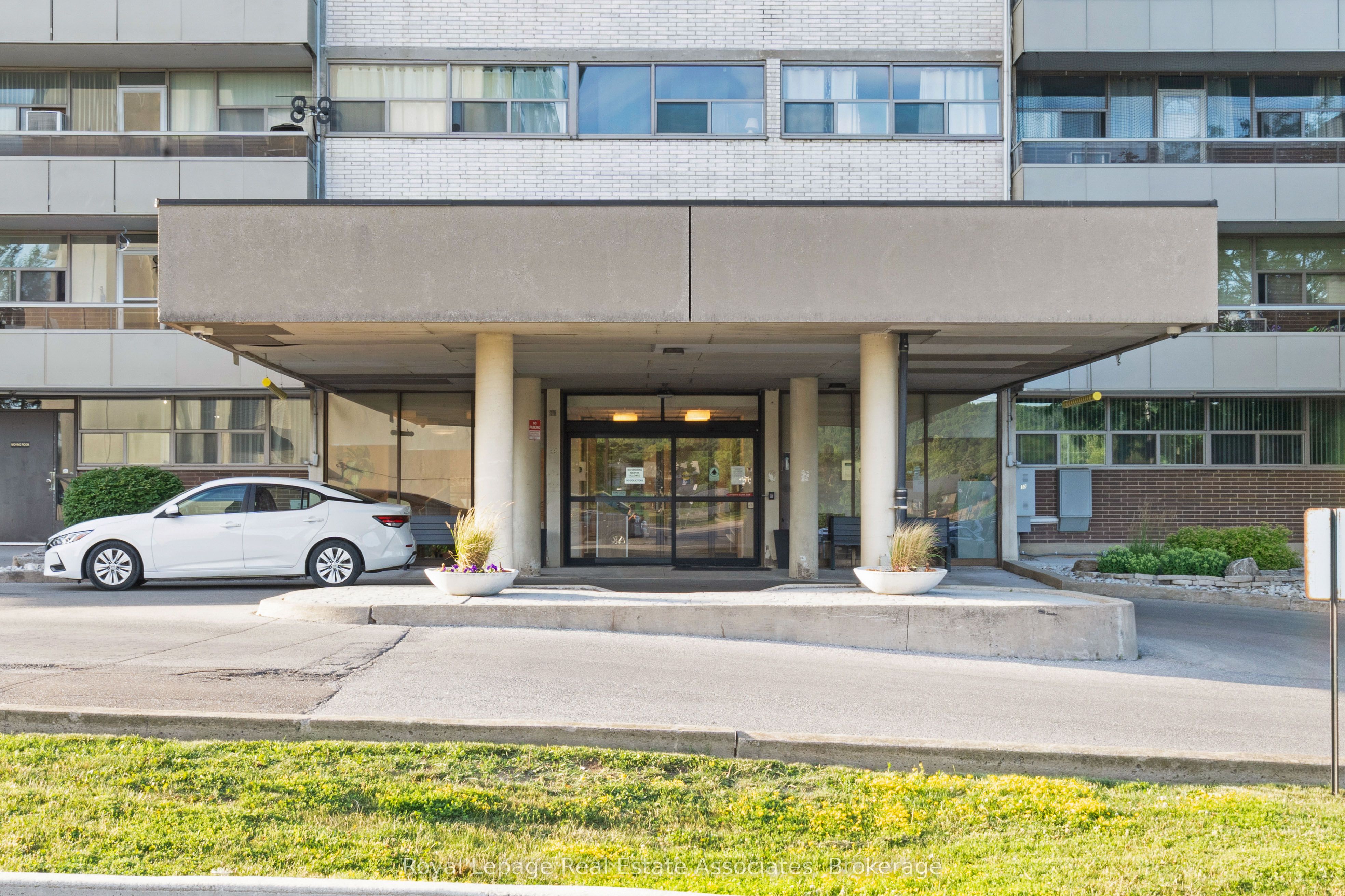 Additional image 2 of 1204-215 Glenridge Avenue, St. Catharines, ON, L2T 3J7