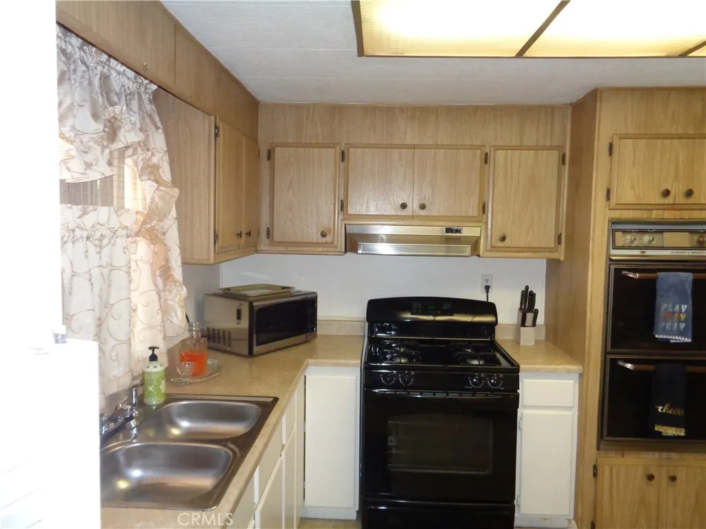 Additional image 57 of 16123 Pioneer Boulevard Unit 7, Norwalk, CA 90650