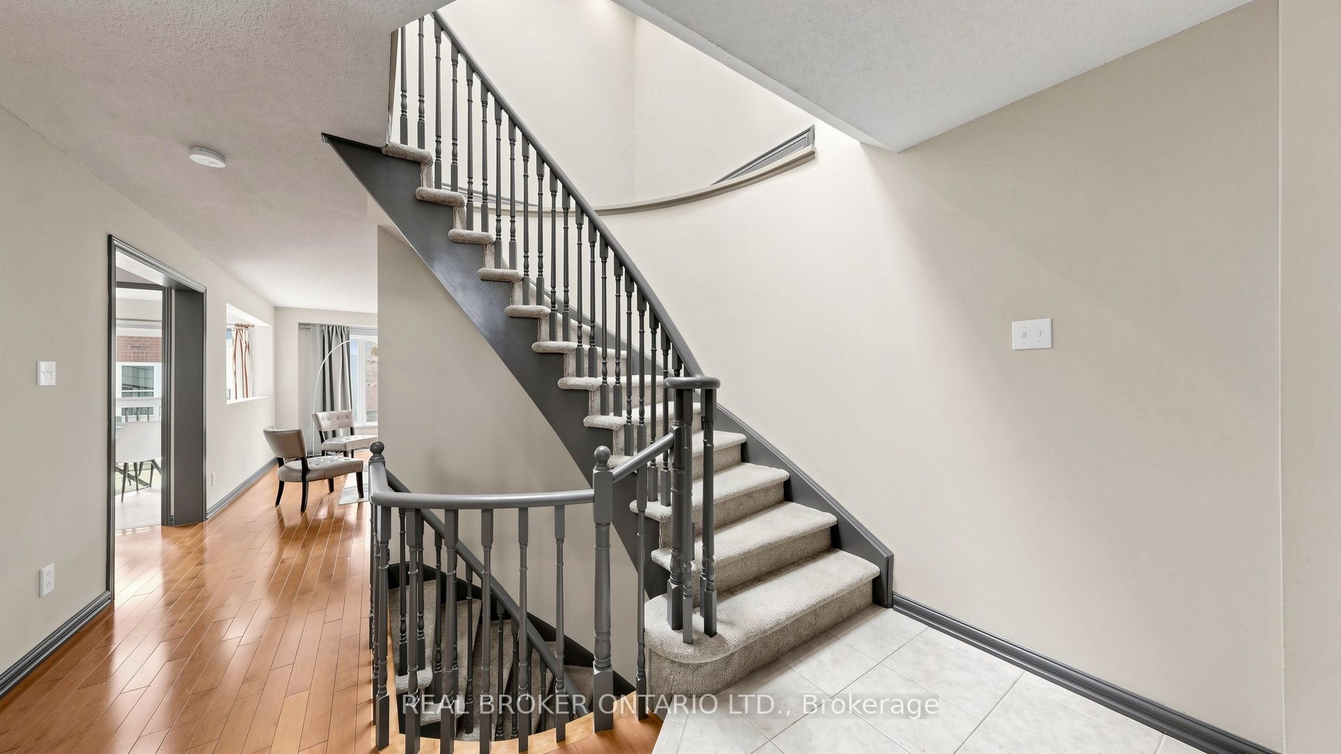 Additional image 5 of 150 Bradbeer Crescent, Vaughan, ON, L4J 5M7