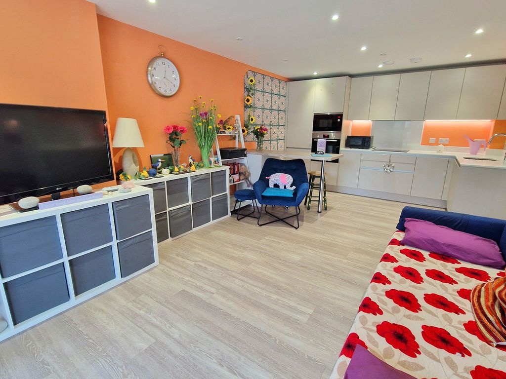 Additional image 6 of 2 bed flat for saleThe Rest, Rest Bay, Porthcawl CF36