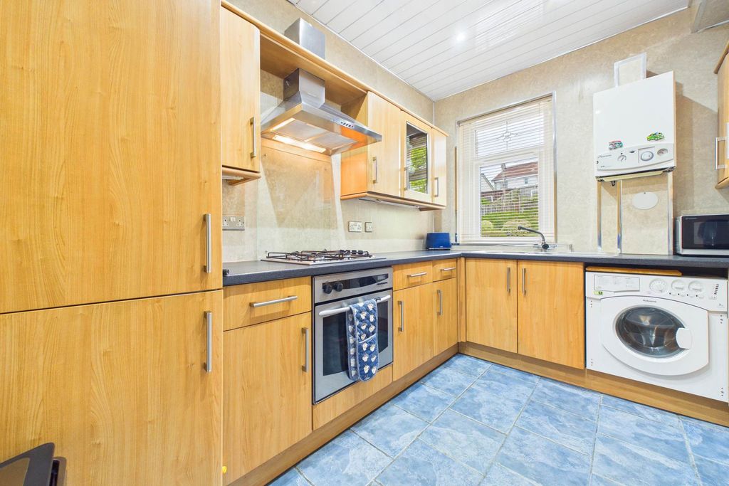 Additional image 6 of 2 bed flat for saleKilnwell Quadrant, Motherwell ML1