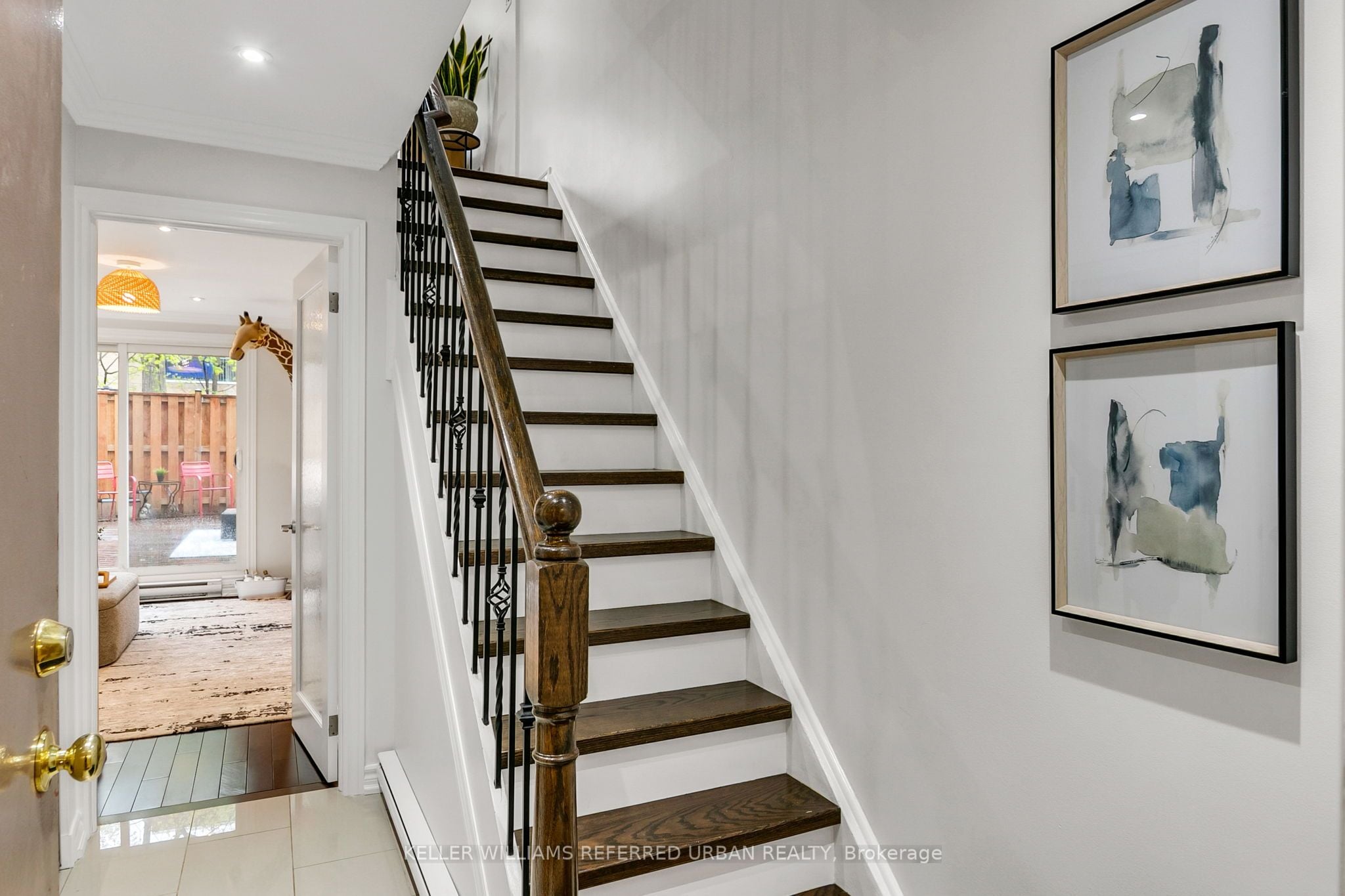 Additional image 3 of 35-1209 Queen Street E, Toronto, ON, M4M 3H4