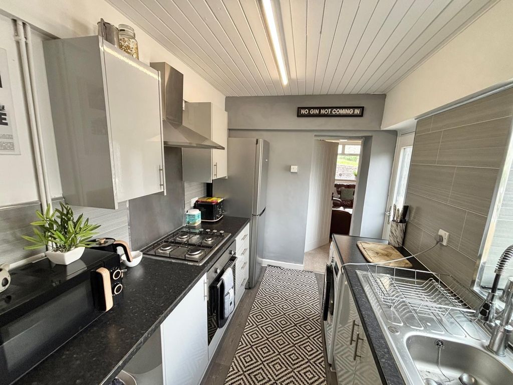 Additional image 4 of 3 bed terraced house to rentPreston Street, Abertillery NP13