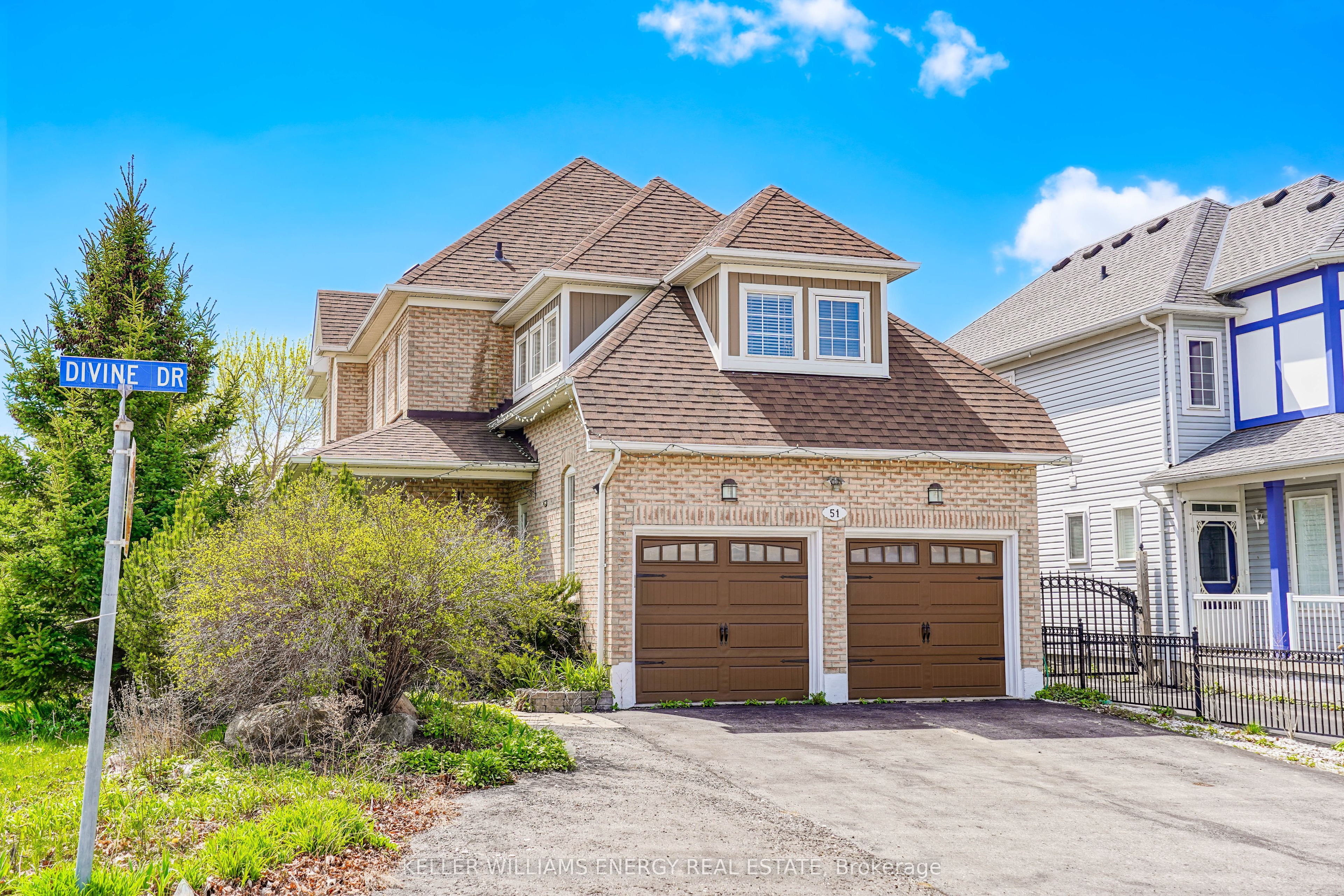 Additional image 2 of 51 Divine Drive, Whitby, ON, L1R 2T5