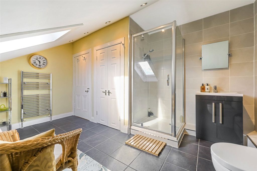 Additional image 16 of 4 bed flat for saleBentinck Street, Greenock, Inverclyde PA16