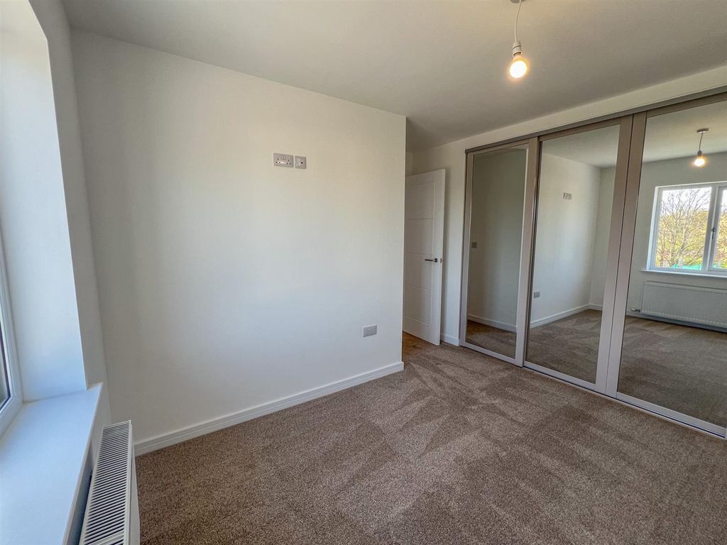 Additional image 8 of 3 bed semi-detached house to rentHouse 22, Oatlands Road, Andreas IM1