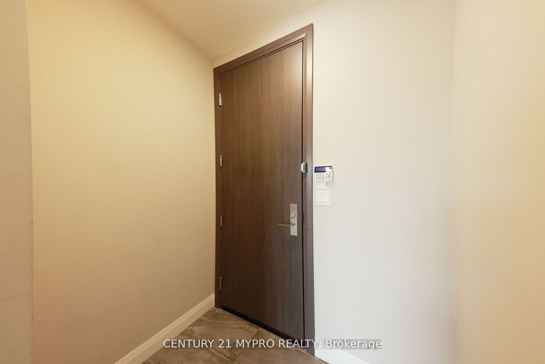 Additional image 2 of 917-15 Water Walk Drive, Markham, ON, L3P 1N3