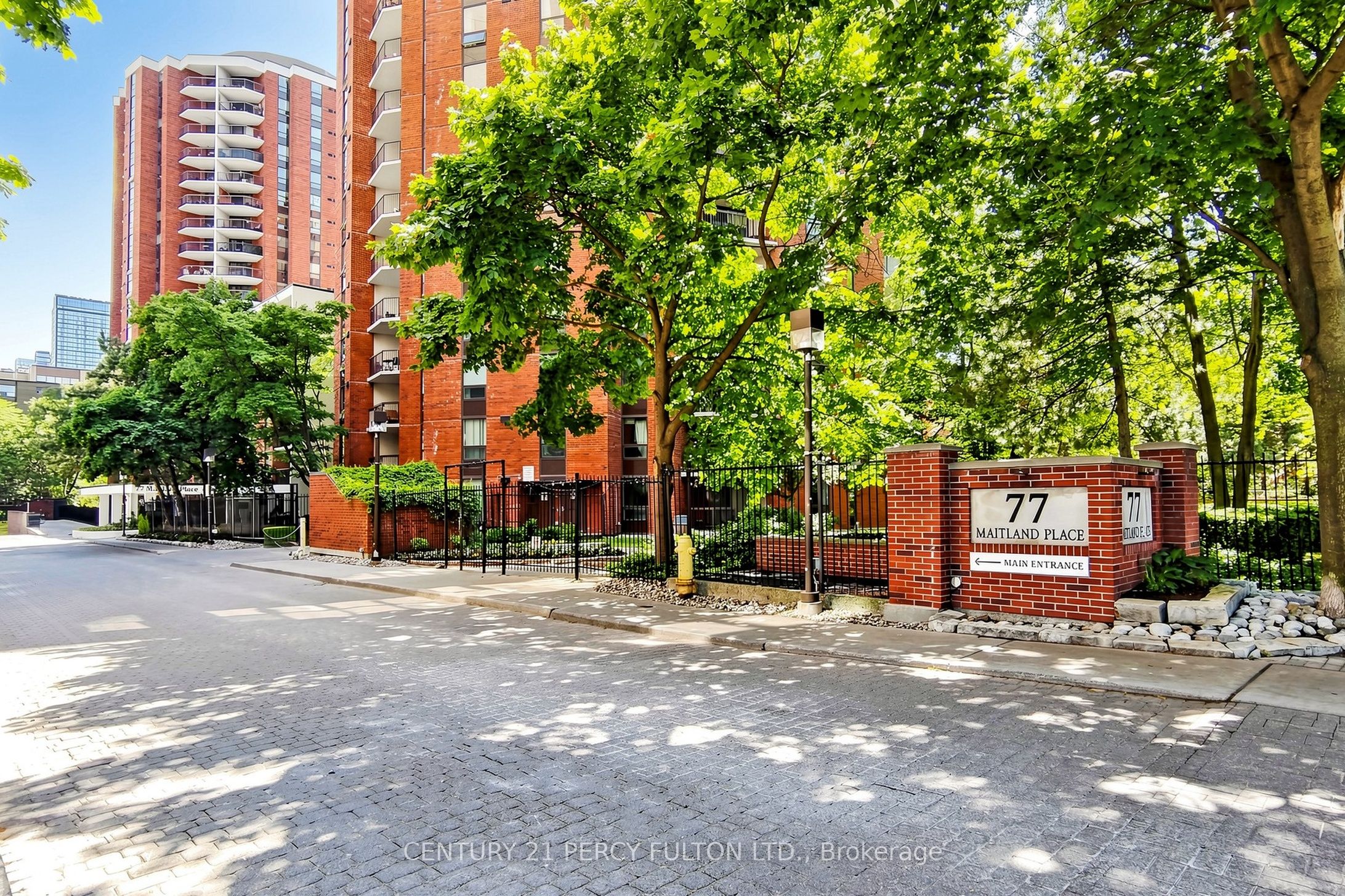 Additional image 2 of 224-77 Maitland Place, Toronto, ON, M4Y 2V6