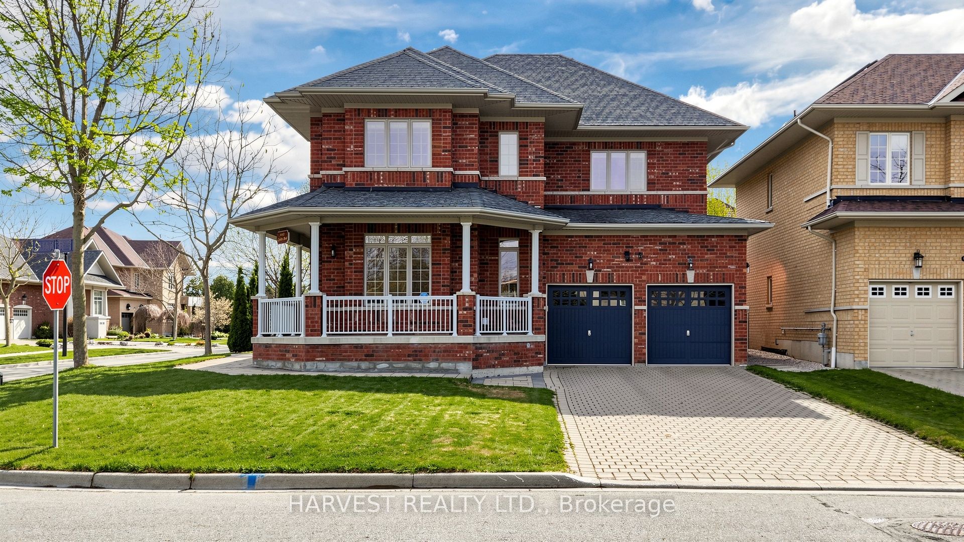 1112 Quaker Trail, Newmarket, ON, L3X 3E2