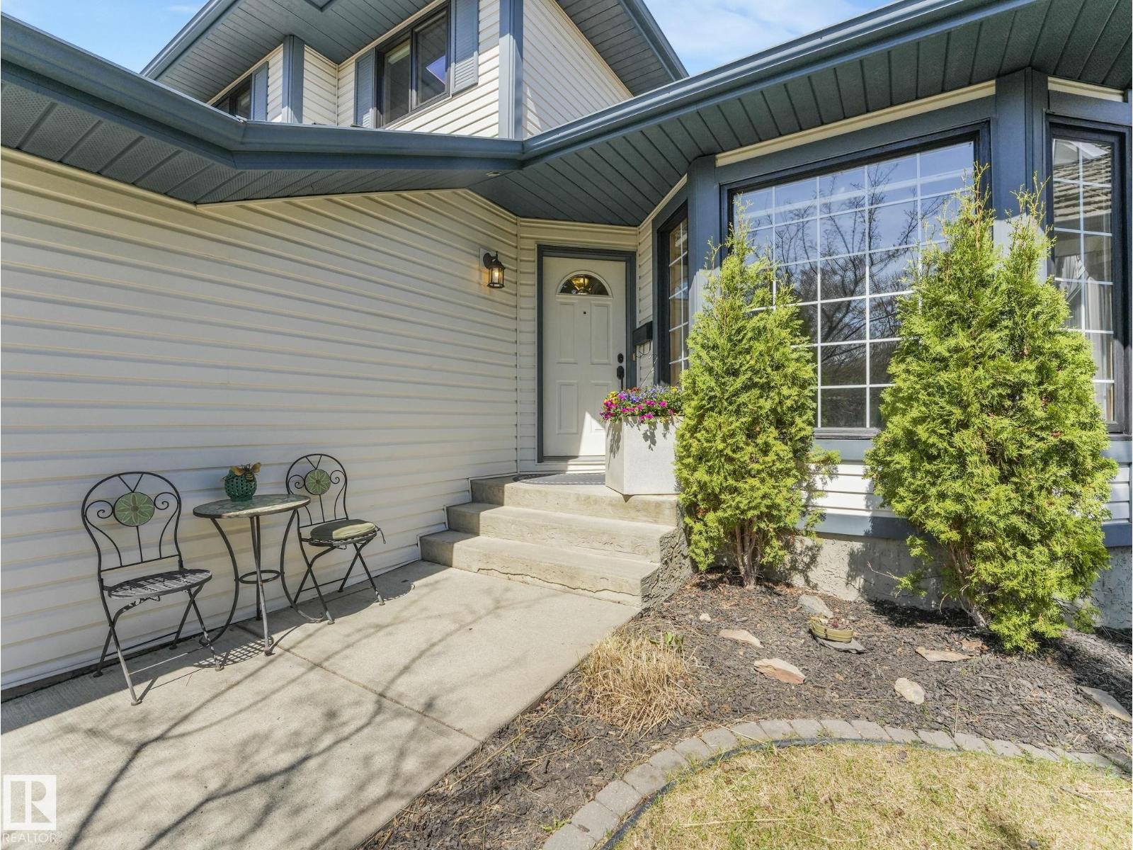 Additional image 2 of 1060 Wedgewood Boulevard NW, Edmonton, AB, T6M2L6