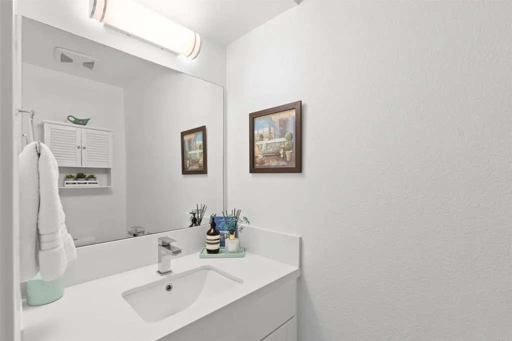 Additional image 10 of 2885 B Street, San Diego, CA 92102