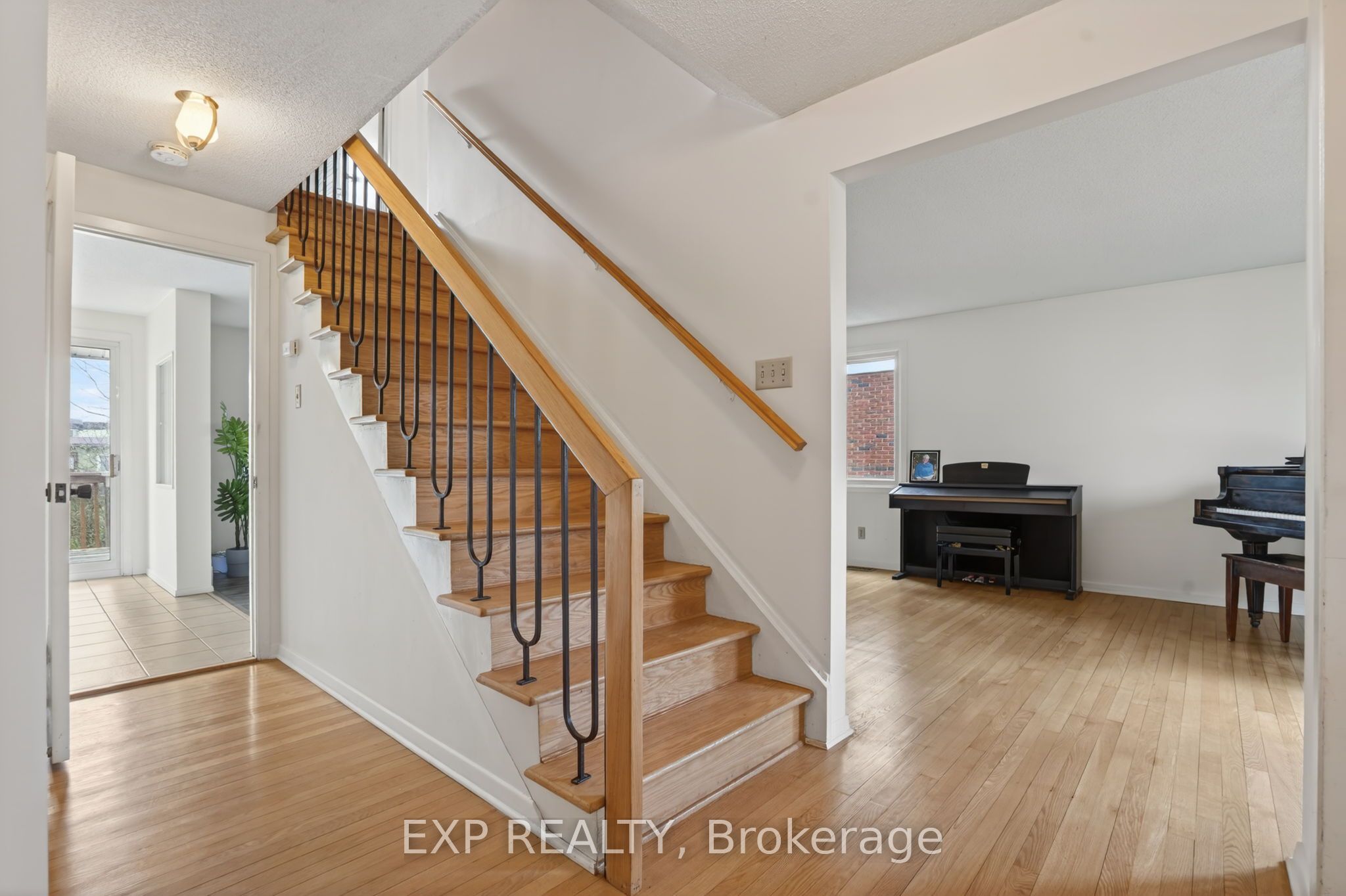 Additional image 5 of 652 Glenhurst Crescent, Ottawa, ON, K1J 7B7