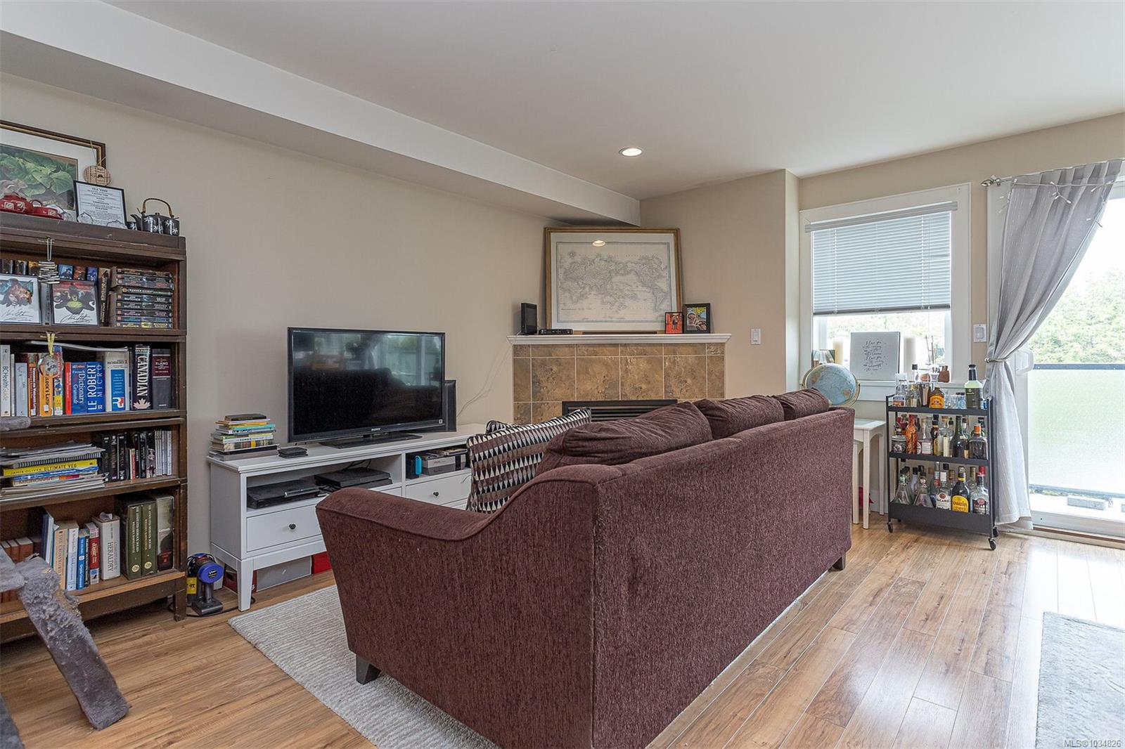 Additional image 4 of 1-5-1044 Hillside Avenue, Victoria, BC, V8T 2A5