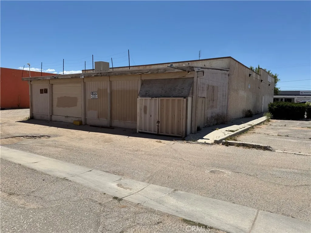 Additional image 23 of 16050 Walnut St, Hesperia, CA 92345