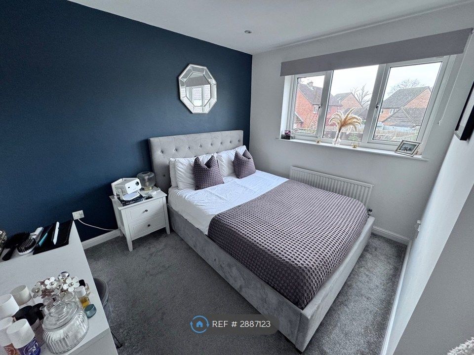 Additional image 18 of 3 bed semi-detached house to rentFokerham Road, Thatcham RG19
