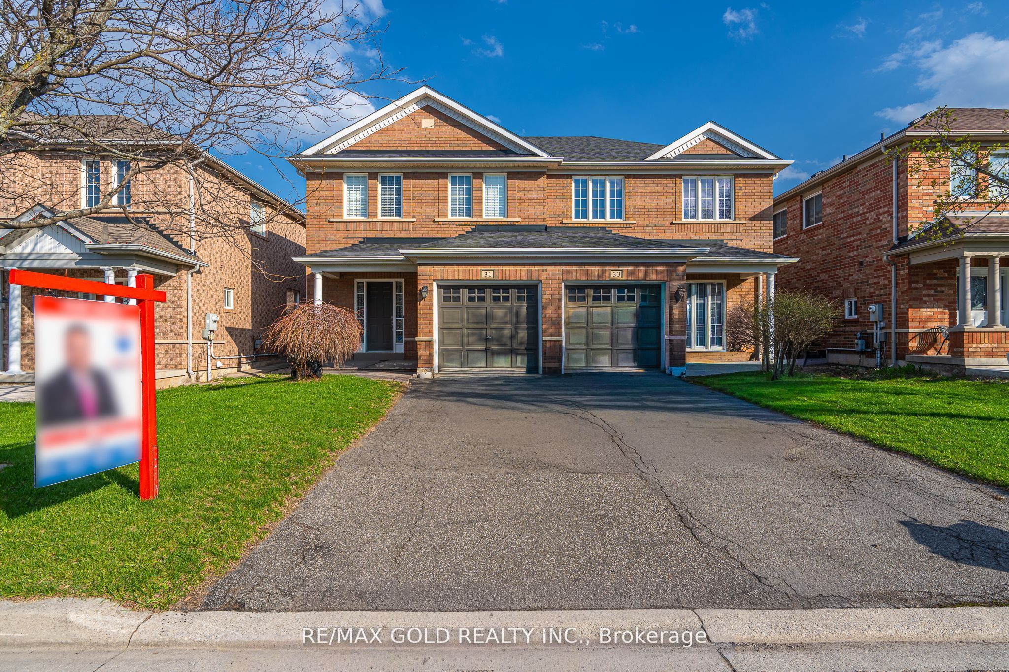 31 Mistdale Crescent, Brampton, ON, L7A 1S2