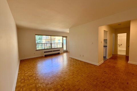 Additional image 8 of 301-30 Upper Canada Drive, Toronto, ON, M2P 1S1