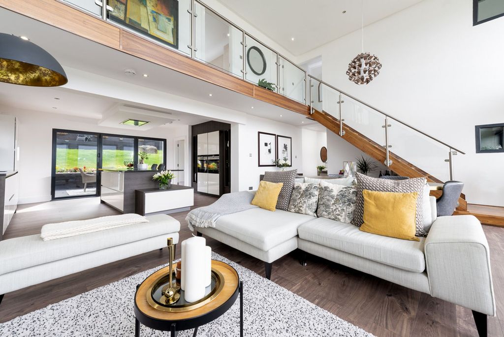 Additional image 2 of 4 bed detached house for saleLyle Road, Greenock PA16