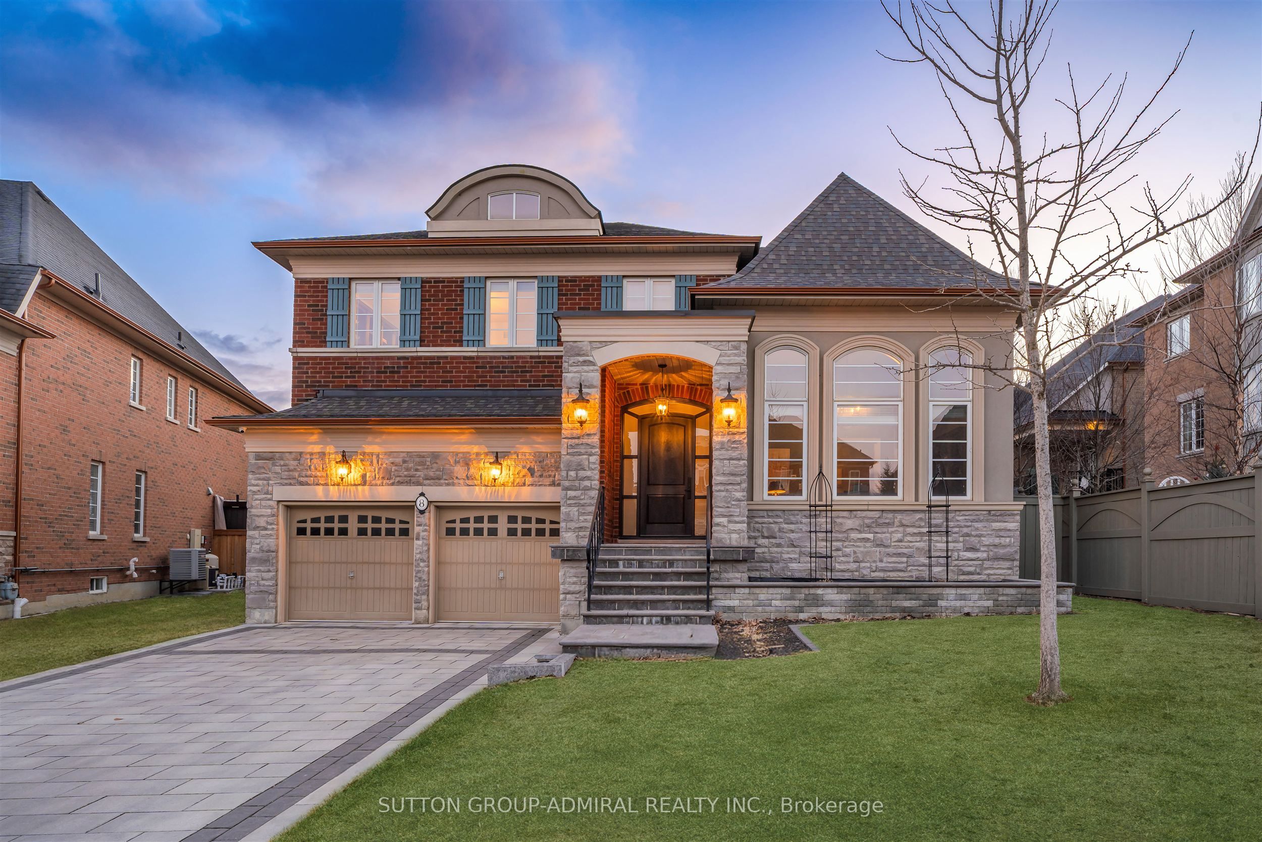 8 Chapel Gully Trail, King, ON, L7B 0A1