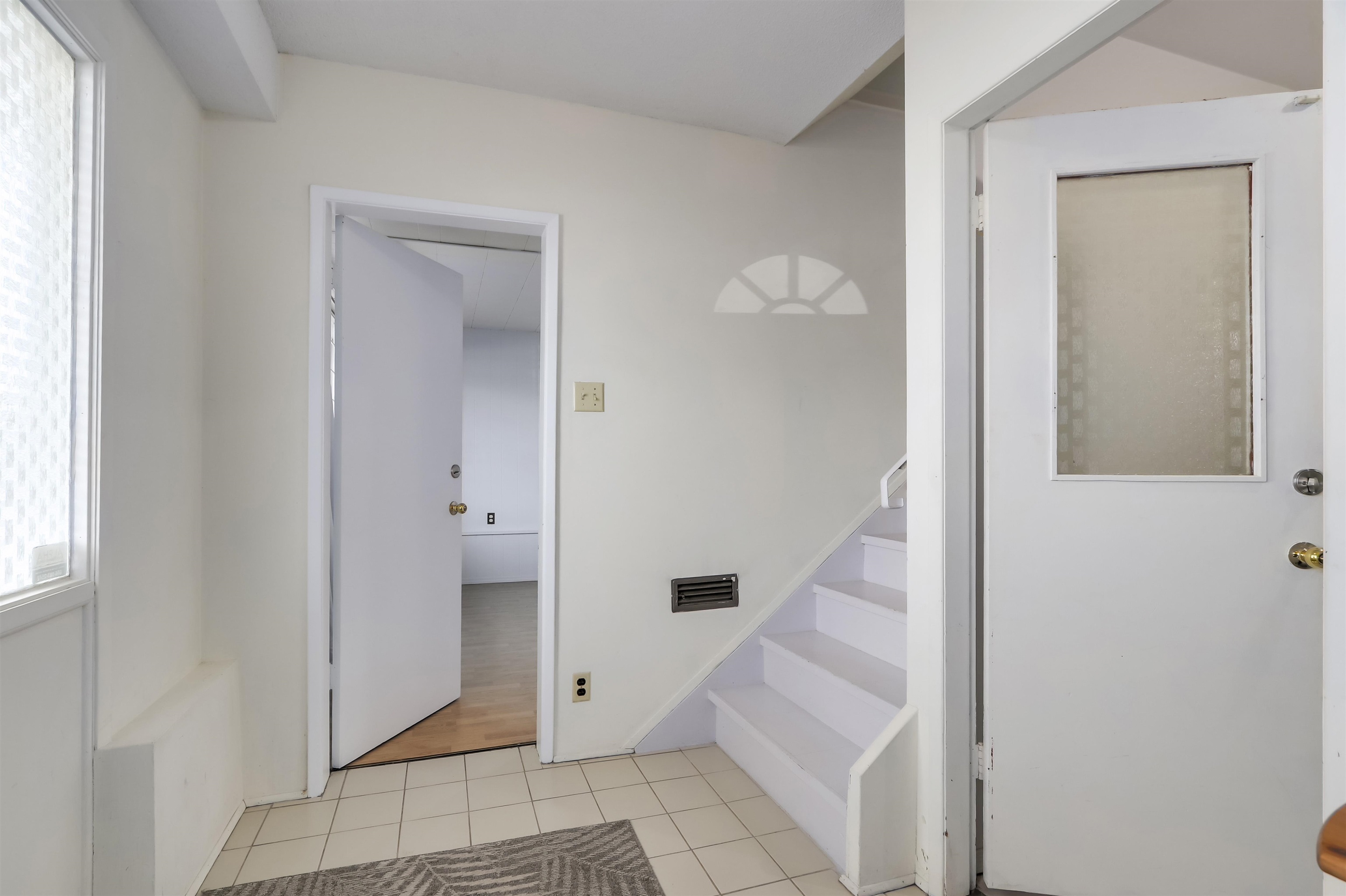 Additional image 4 of 4676 Reid Street, Vancouver, BC, V5R 3Y6