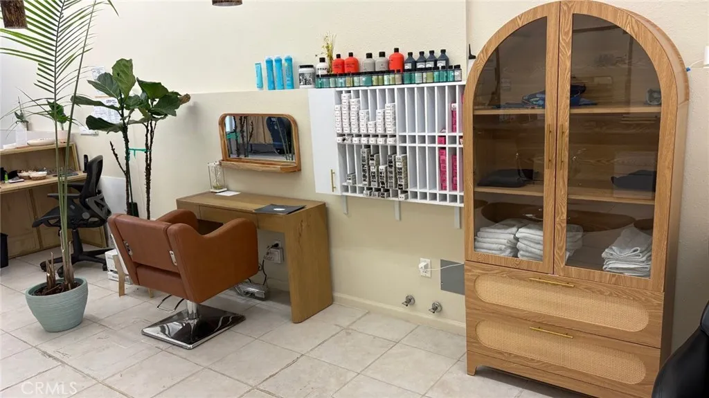 Additional image 5 of 471 N tustin Street, Orange, CA 92867