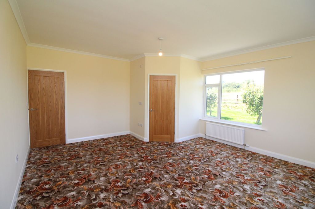 Additional image 14 of 3 bed detached bungalow to rentRoselle, Dean CA14