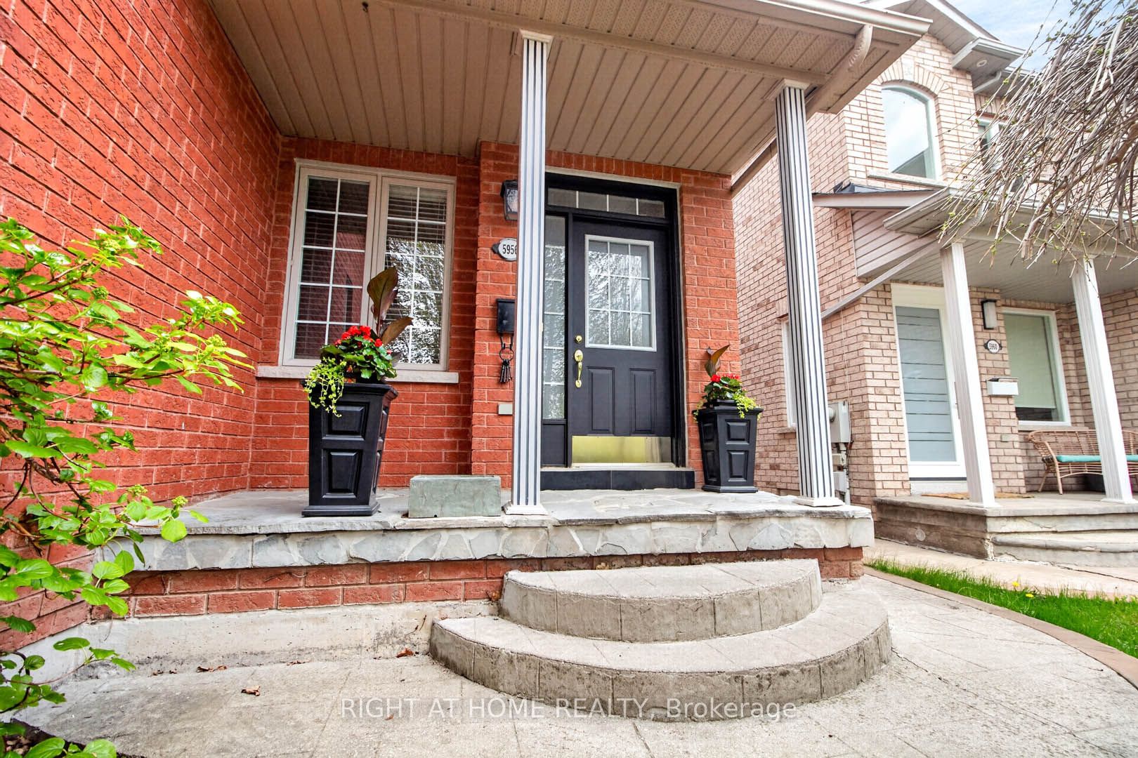Additional image 4 of 5956 Rayshaw Crescent, Mississauga, ON, L5M 2P2