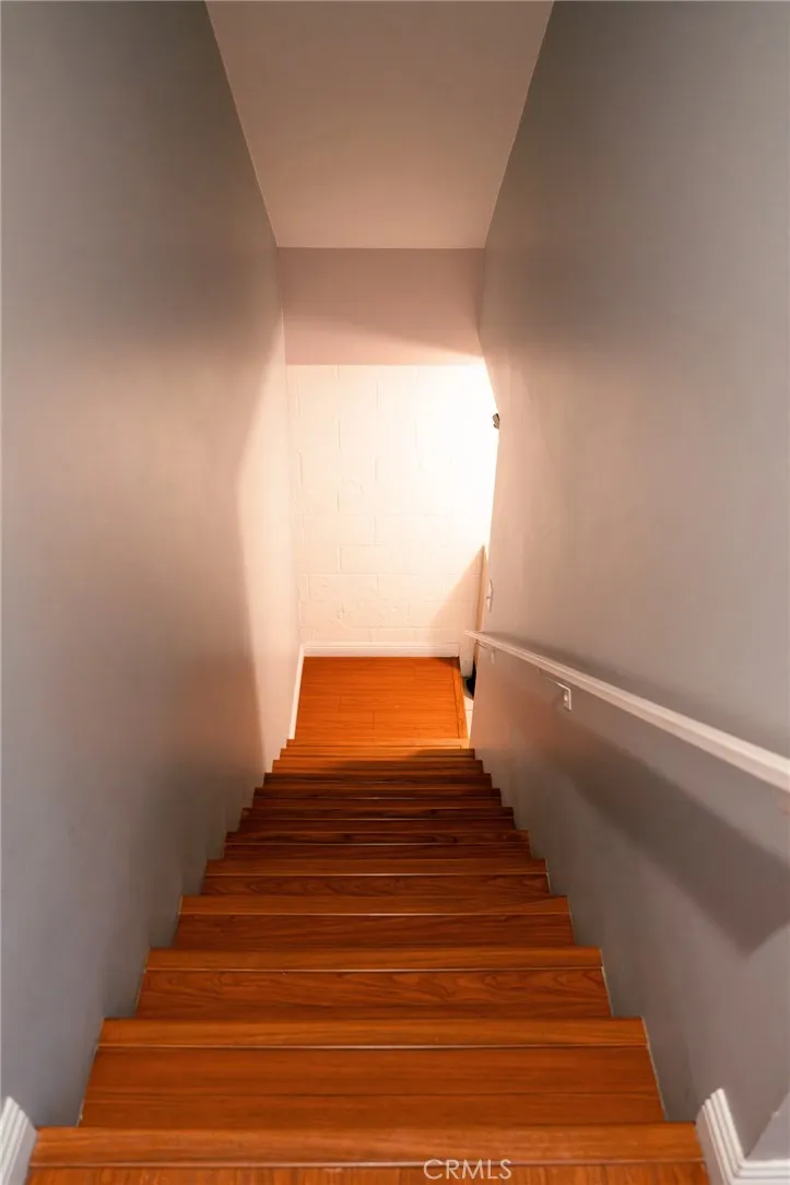 Additional image 45 of 9759 Via Roma, Burbank, CA 91504