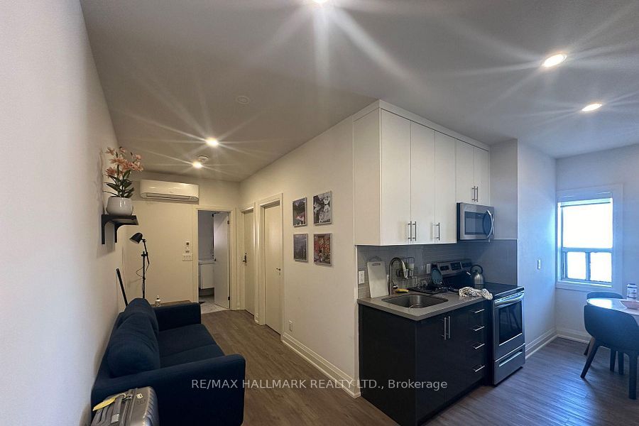 Additional image 3 of 11-595 St Clair Avenue W, Toronto, ON, M6C 1A3