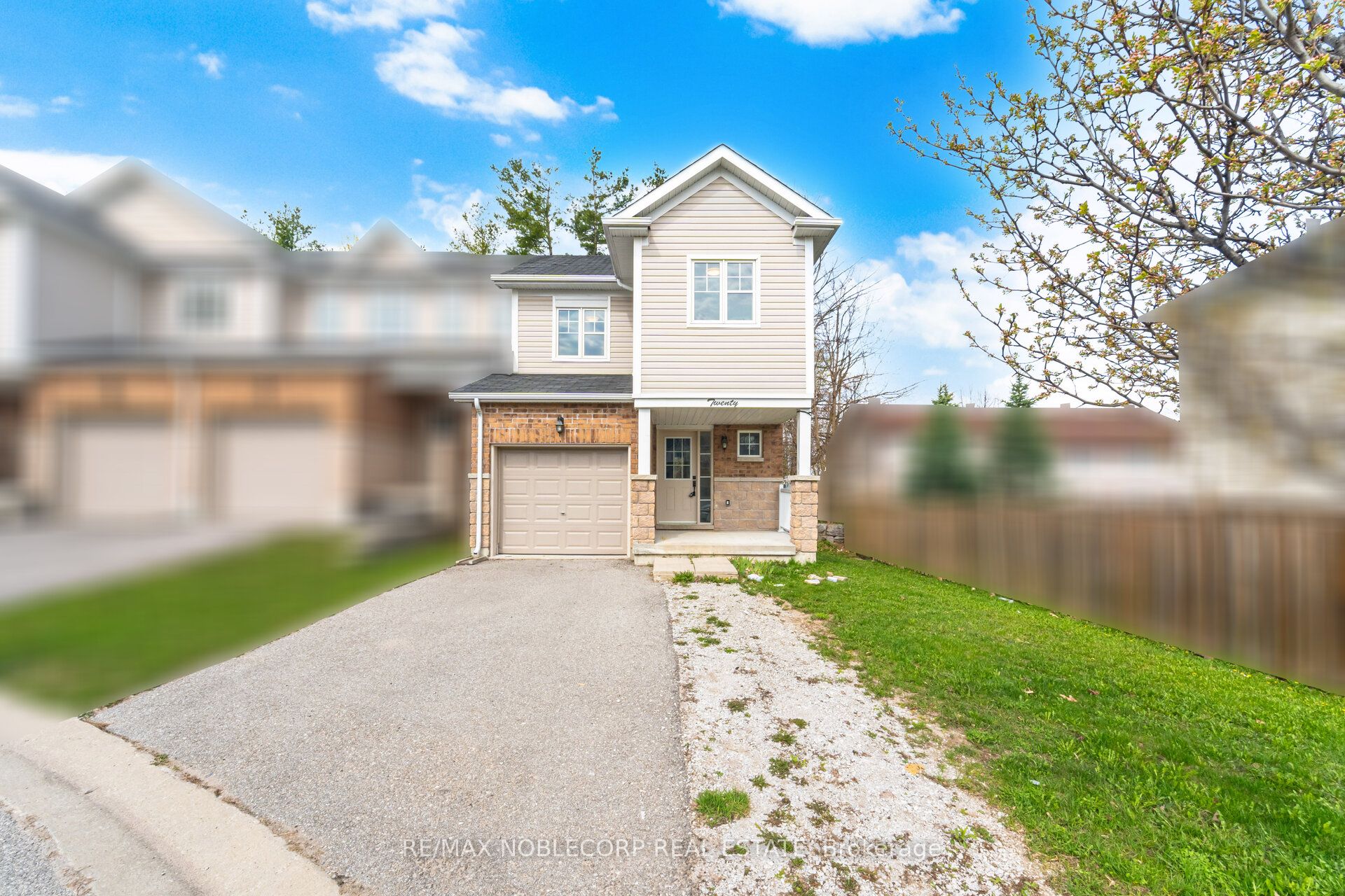 20 Peartree Court, Barrie, ON, L4N 6N7 photo 2