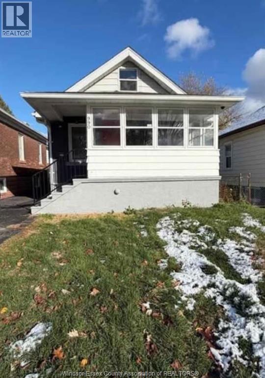 990 Josephine Avenue, Windsor, ON, N9B2L5