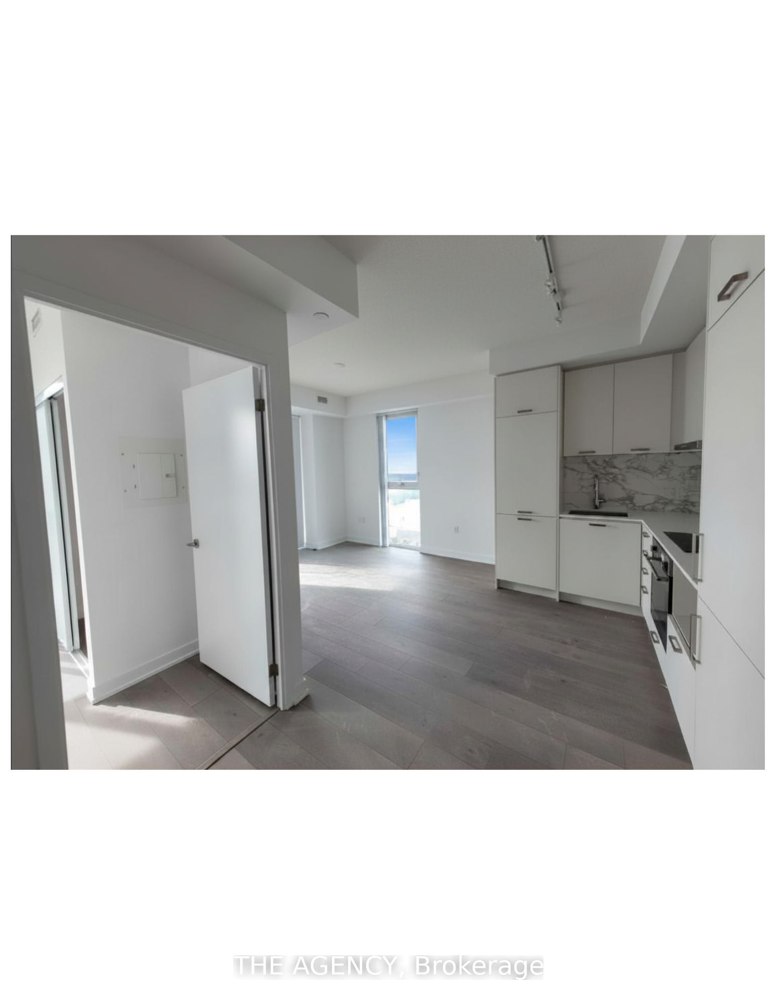 Additional image 6 of 805-38 Honeycrisp Crescent, Vaughan, ON, L4K 0M7