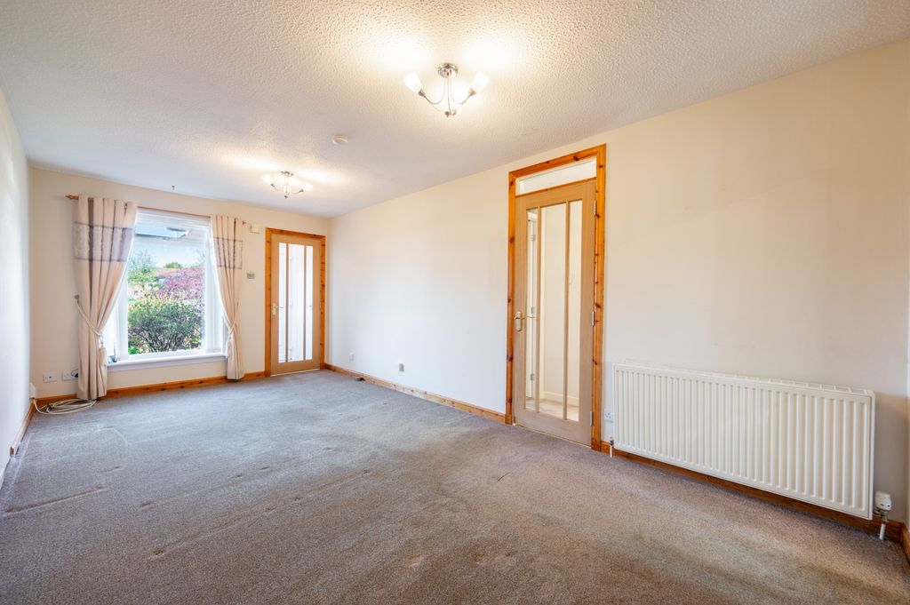 Additional image 2 of 2 bed detached bungalow to rentBroomhill Crescent, Alexandria, West Dunbartonshire G83
