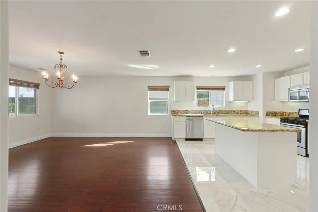 Additional image 9 of 33980 Petunia St, Murrieta, CA 92563