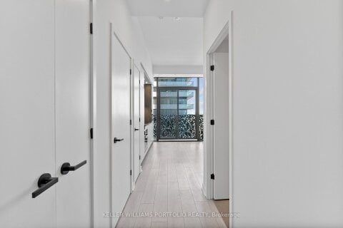 Additional image 8 of 3011-55 Charles Street E, Toronto, ON, M4Y 0J1