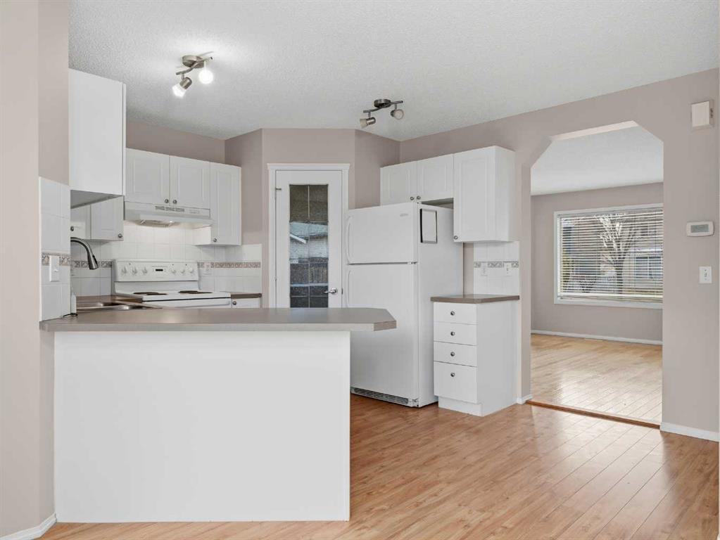Additional image 5 of 128 Taradale Drive NE, Calgary, AB, T3J 5A9
