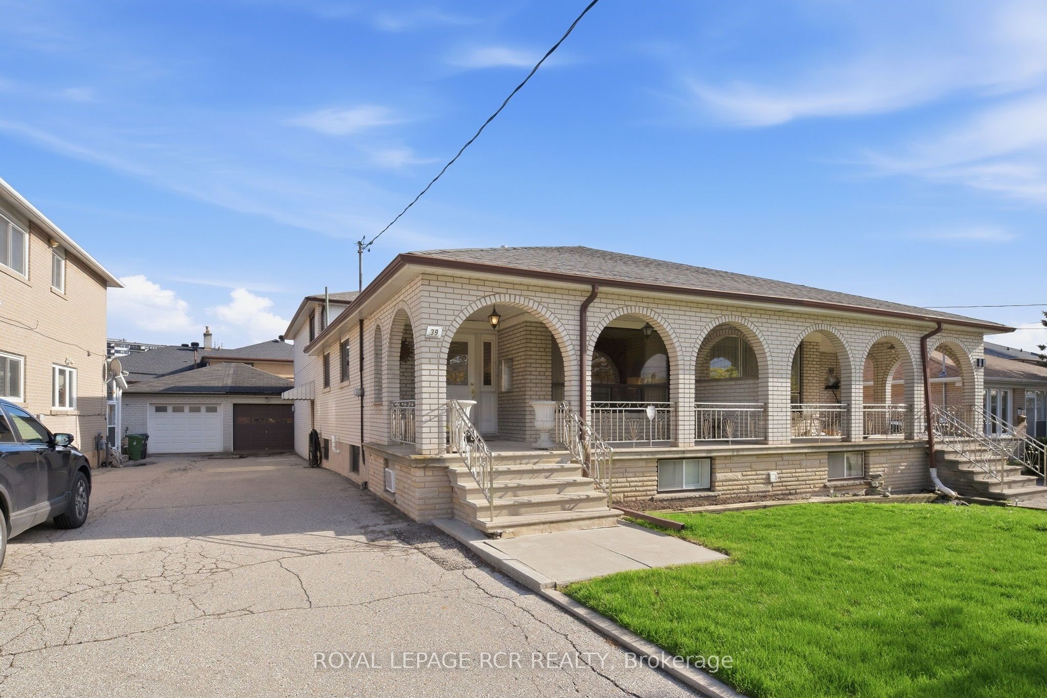 Additional image 3 of 39 Dovehouse Avenue, Toronto, ON, M3J 1A3