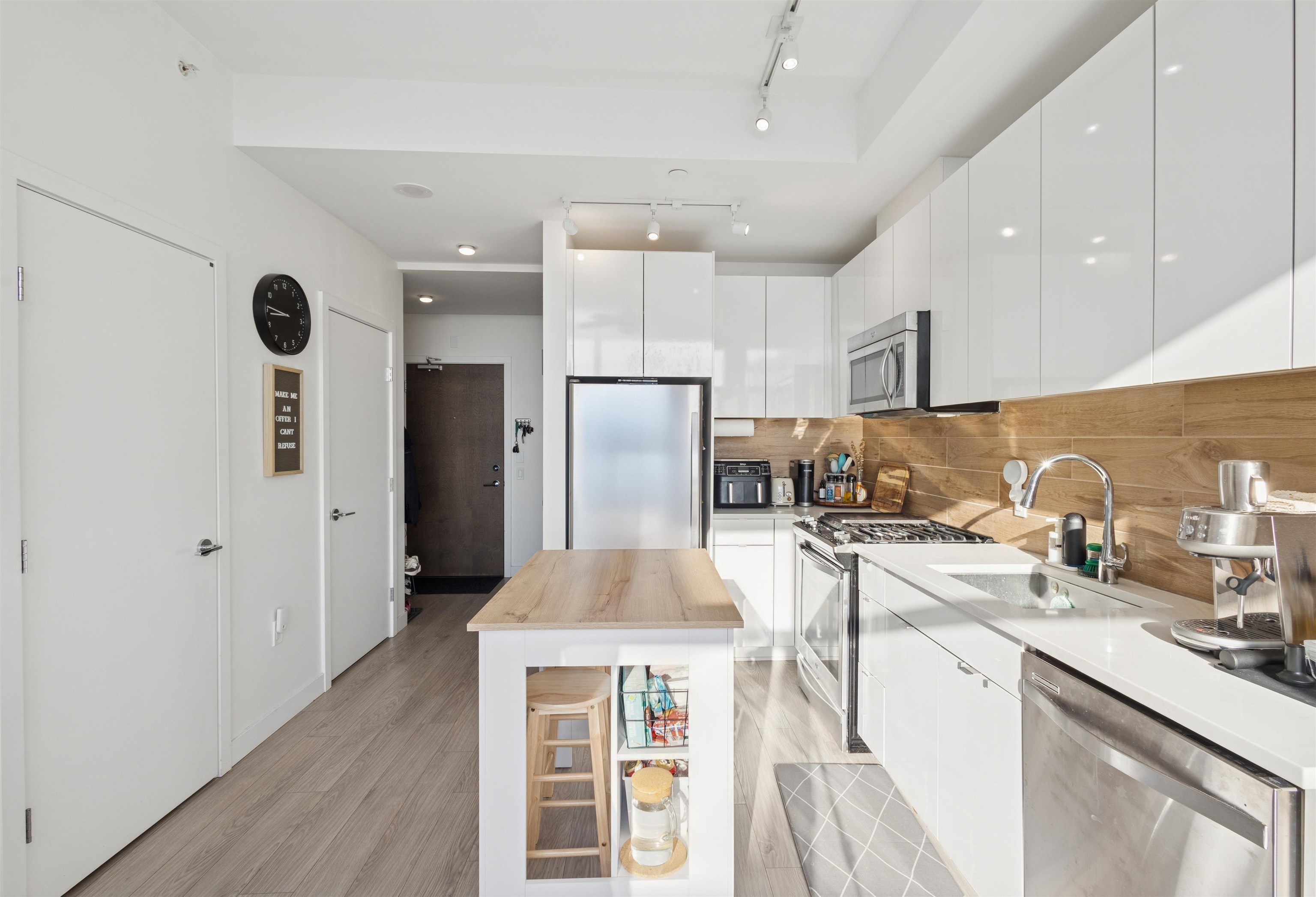 Additional image 4 of 208-200 Nelson's Crescent, New Westminster, BC, V3L 0H4