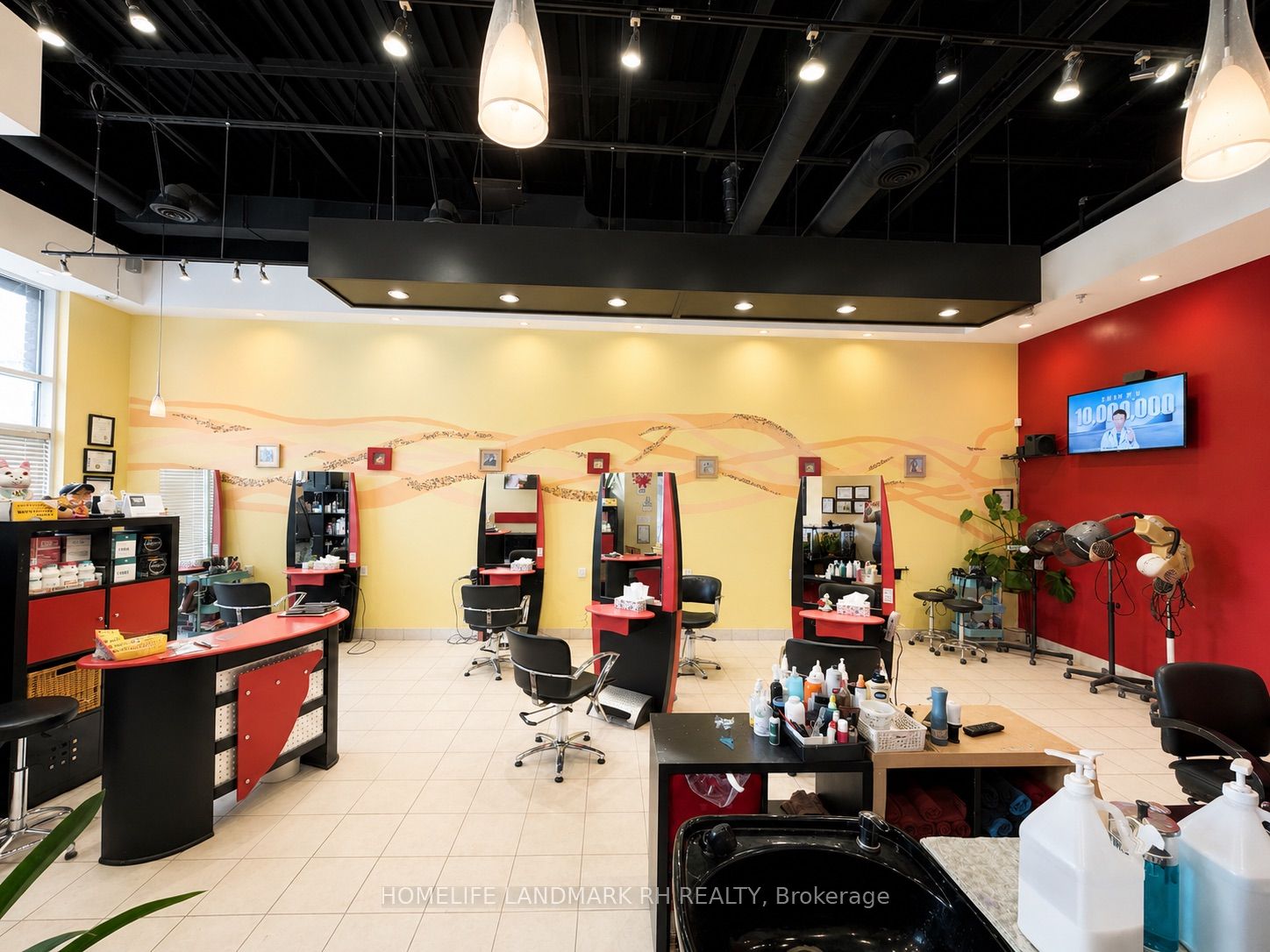 Additional image 6 of B10-20 Bur Oak Avenue, Markham, ON, L6C 0A2
